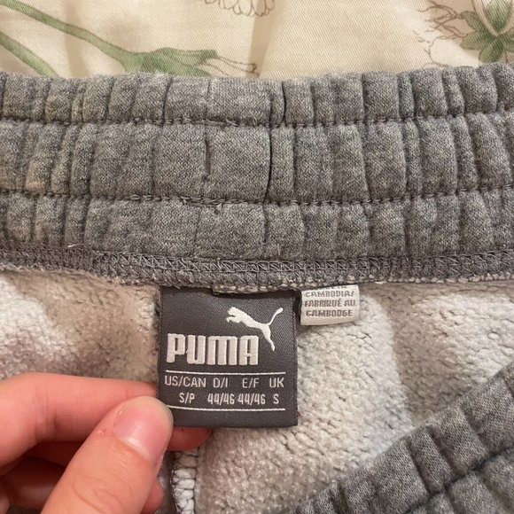 Small Grey Puma sweat pants! - Picture 10 of 12